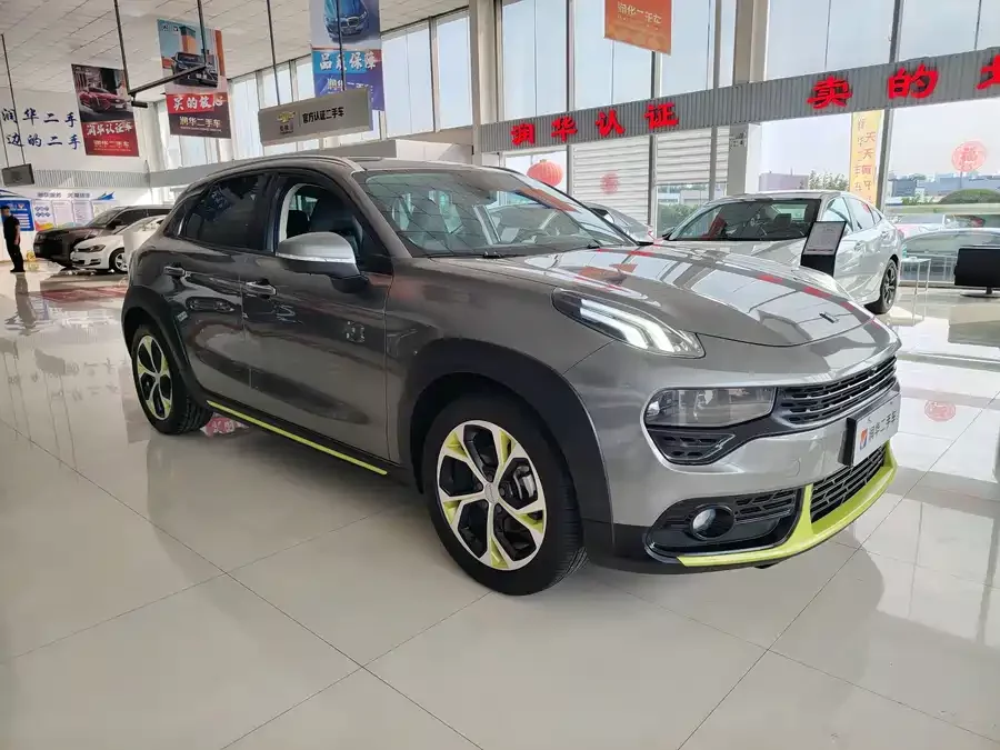 Lynk & Co 02