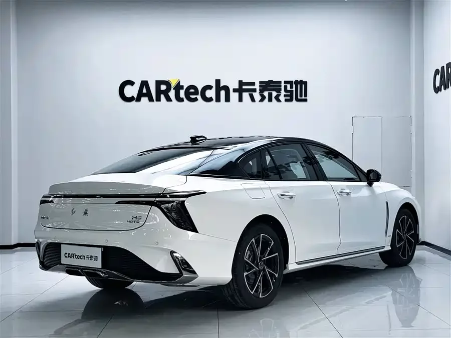 Hongqi H6