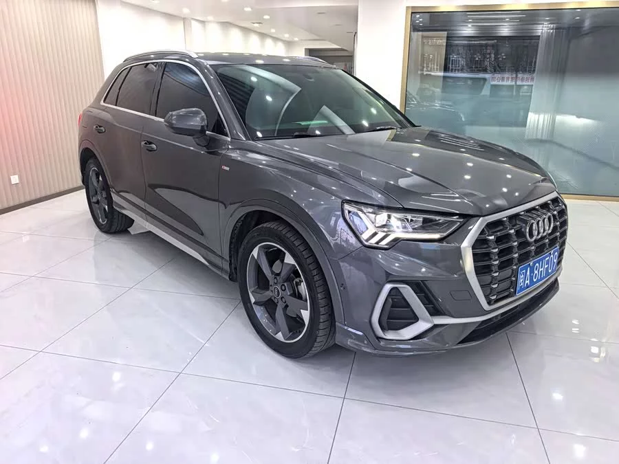 Audi Q3