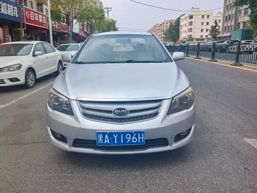BYD L3