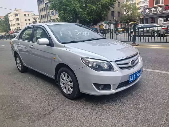 BYD L3