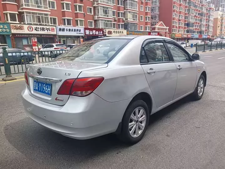BYD L3