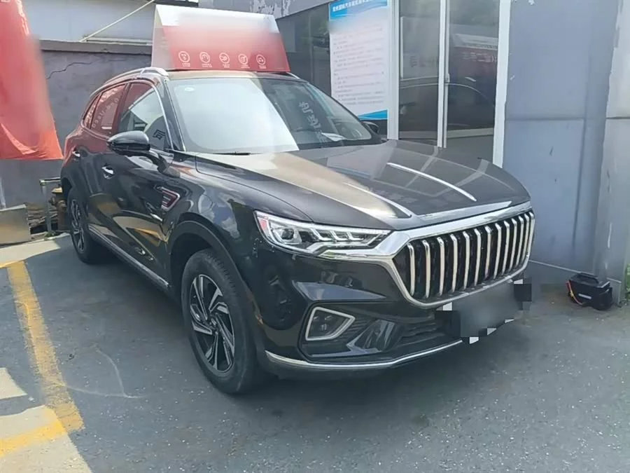 Hongqi HS5