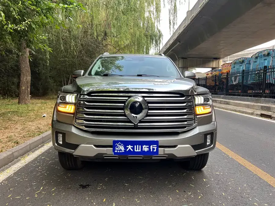 Great Wall mountain and sea cannon