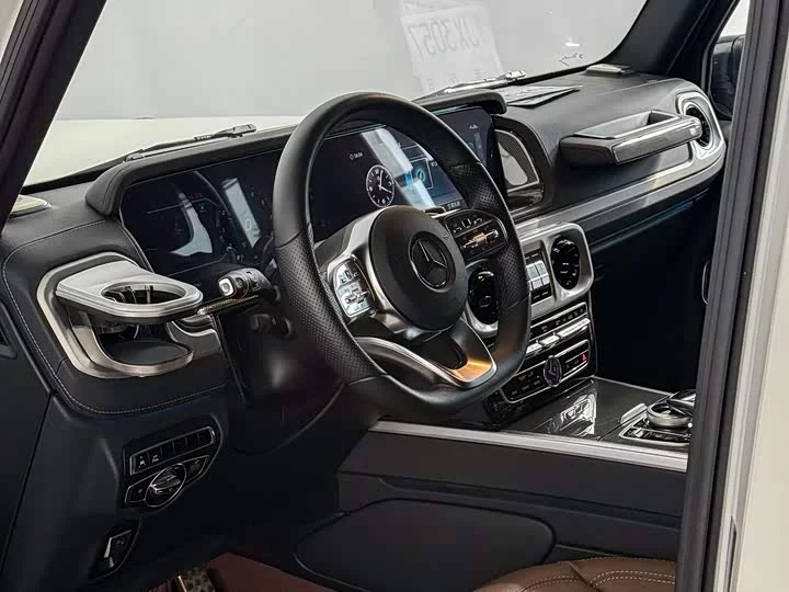 Mercedes-Benz G-rated