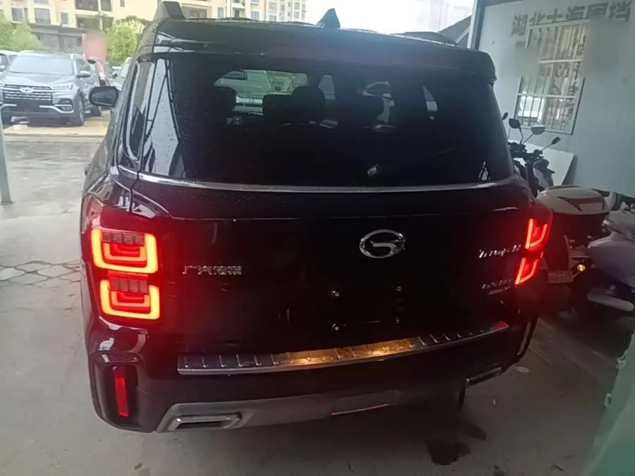 GAC Trumpchi GS8