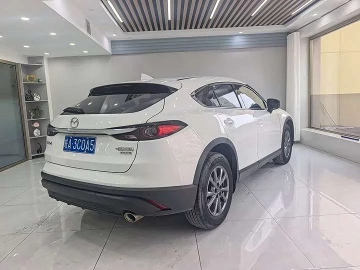 Mazda CX-4