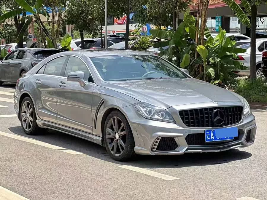 Mercedes Benz CLS