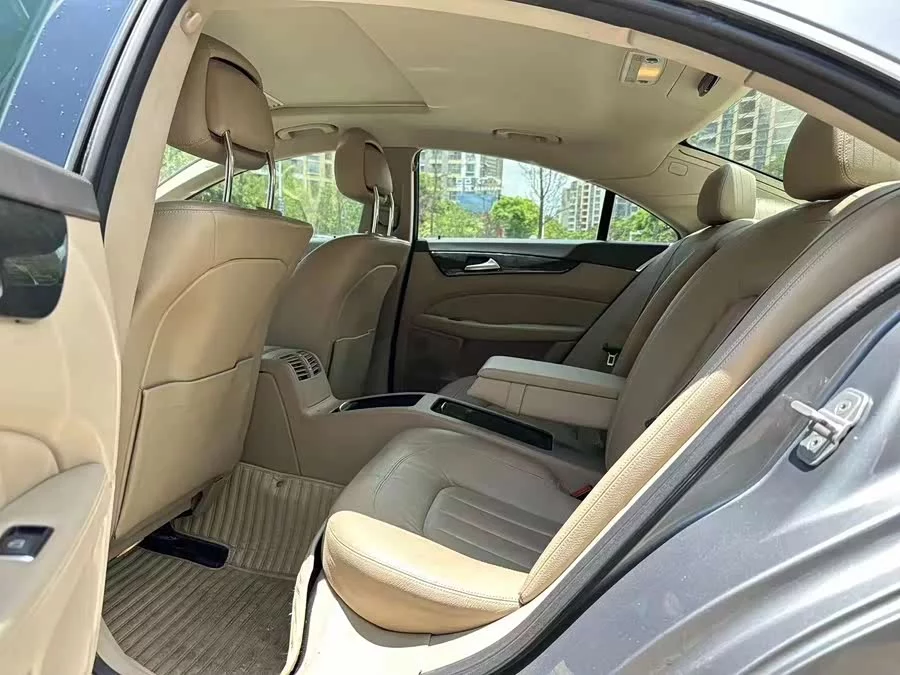 Mercedes Benz CLS