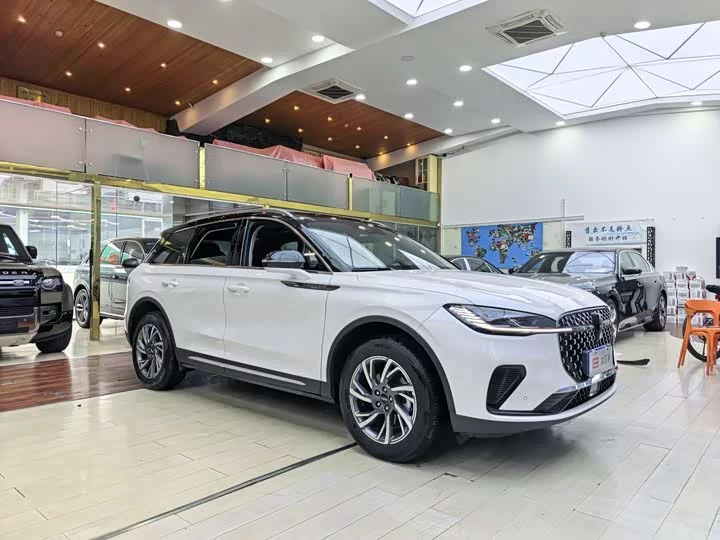 Lincoln adventurer