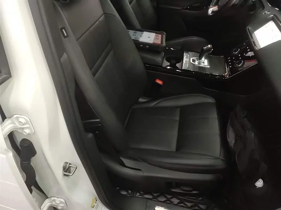 Land Rover Range Rover Aurora