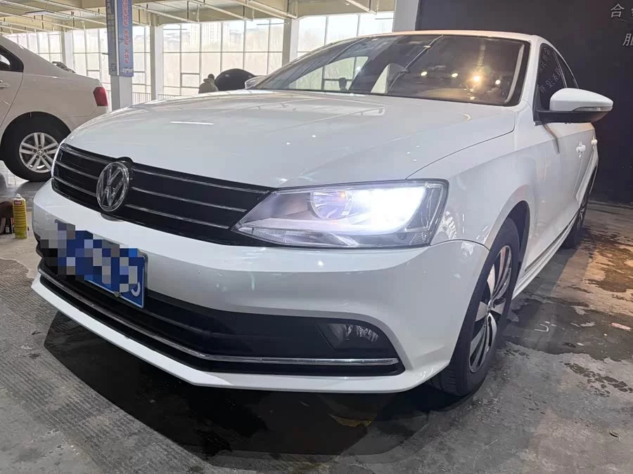 Volkswagen Sagitar