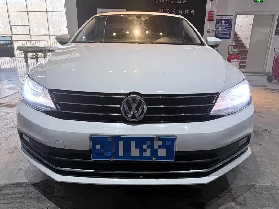 Volkswagen Sagitar