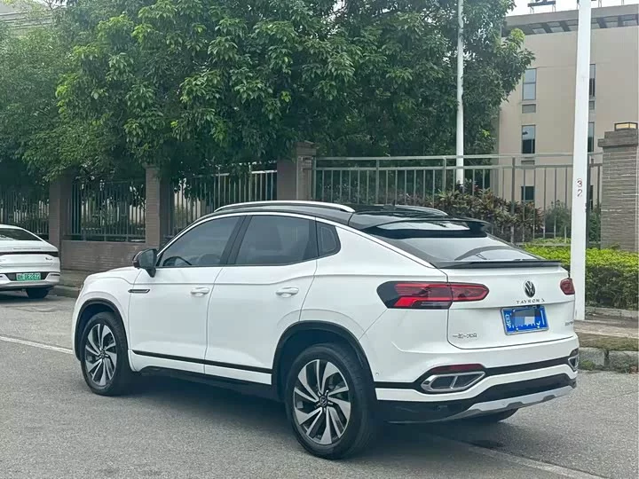 Volkswagen Tayron X