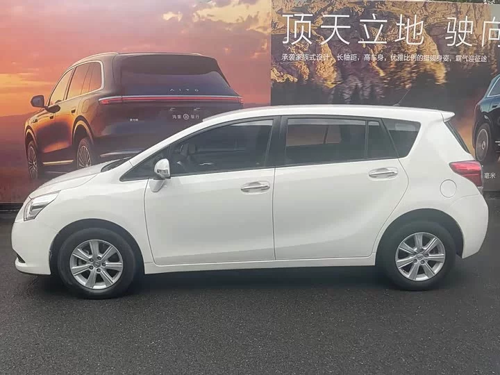 Toyota Verso / EZ
