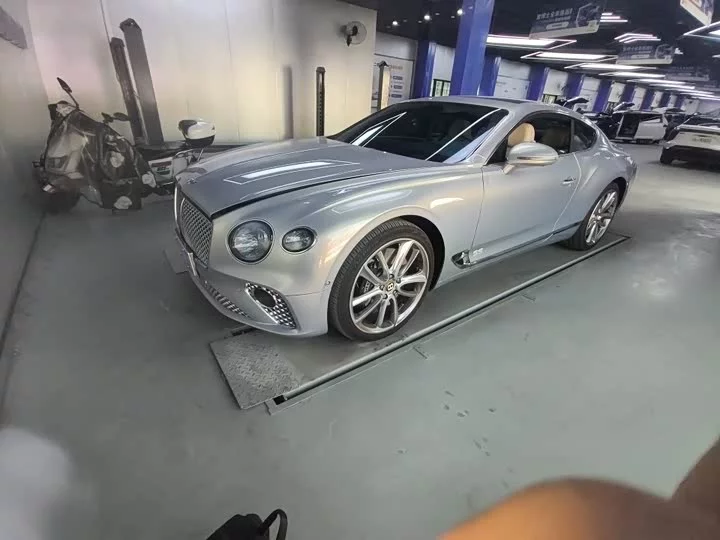 Bentley Continental