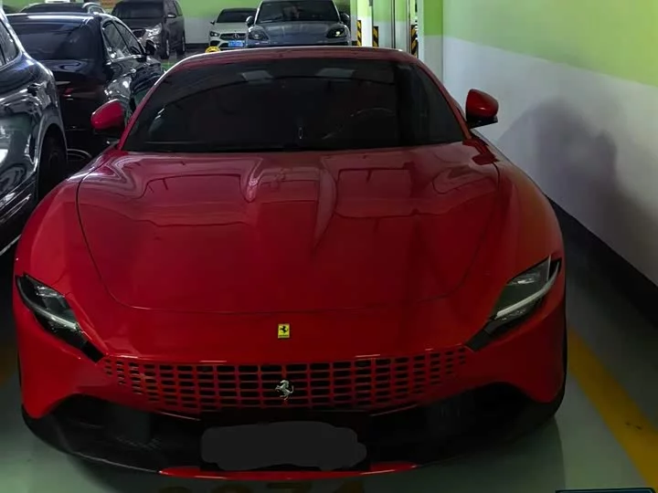 ferrari Roma