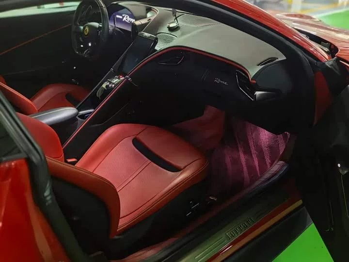 ferrari Roma