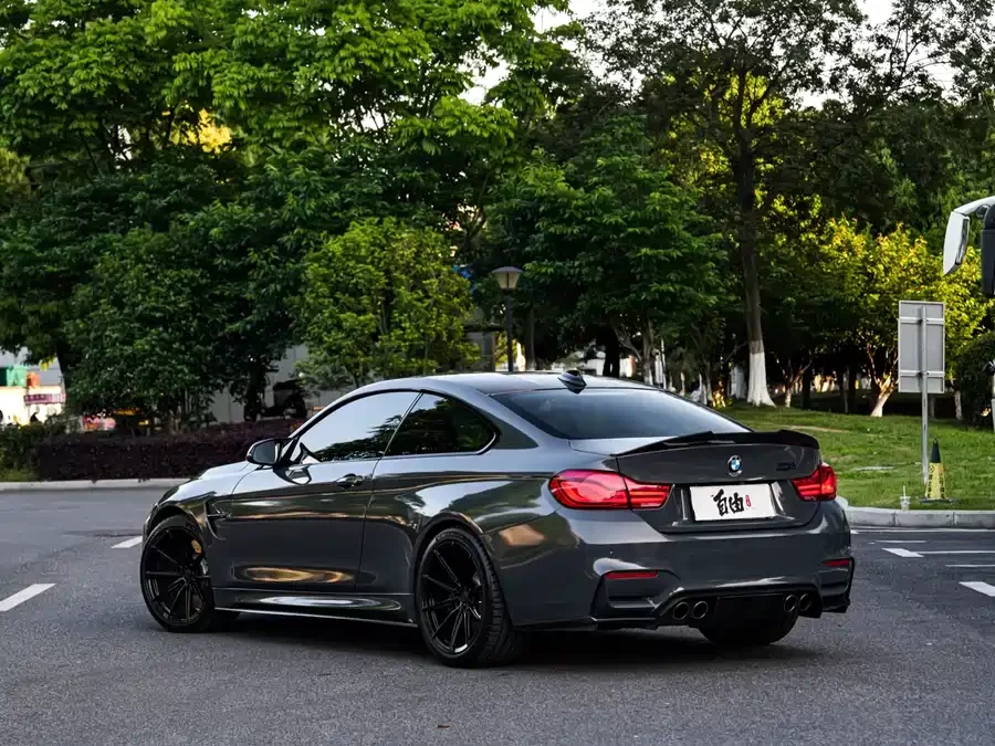 BMW M4