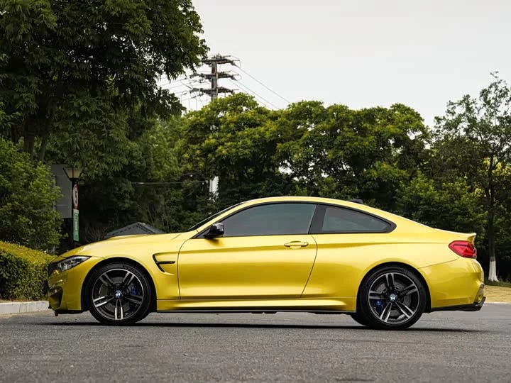 BMW M4