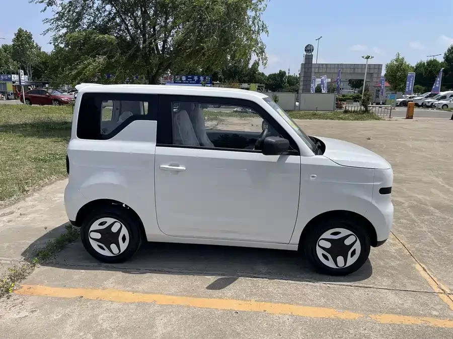 Geely Panda