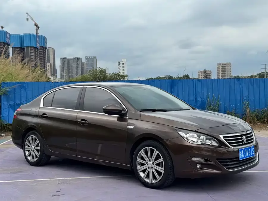 Peugeot 408
