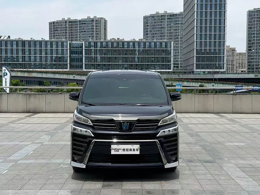 Toyota Crown Vellfire