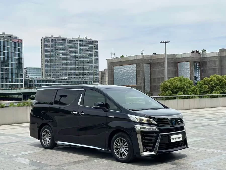 Toyota Crown Vellfire