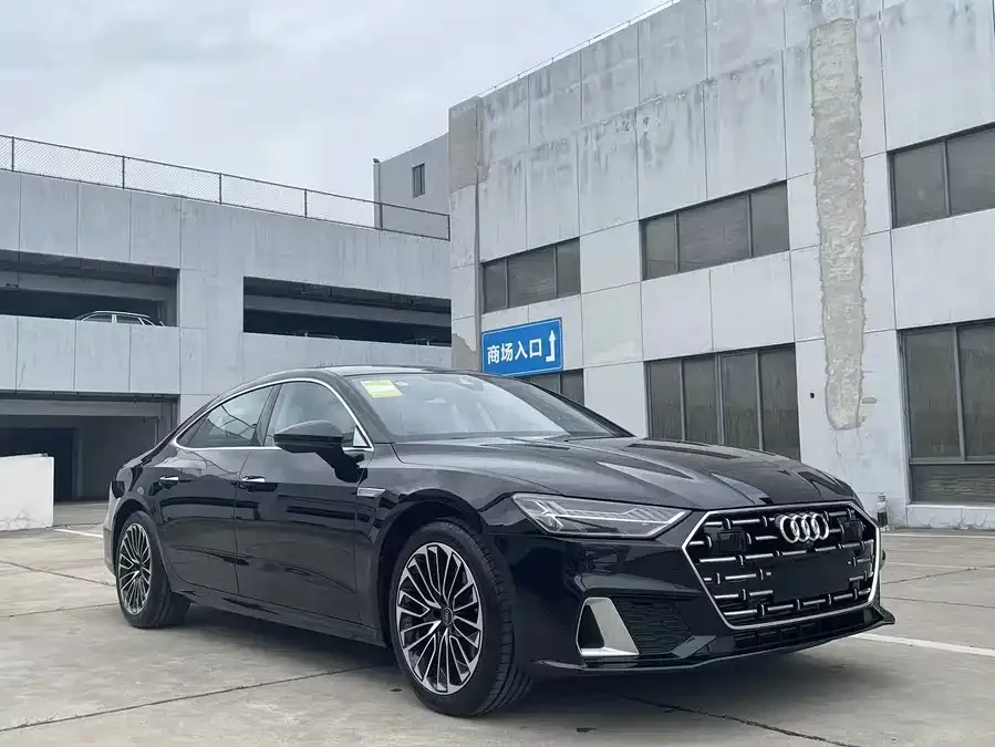 Audi A7L