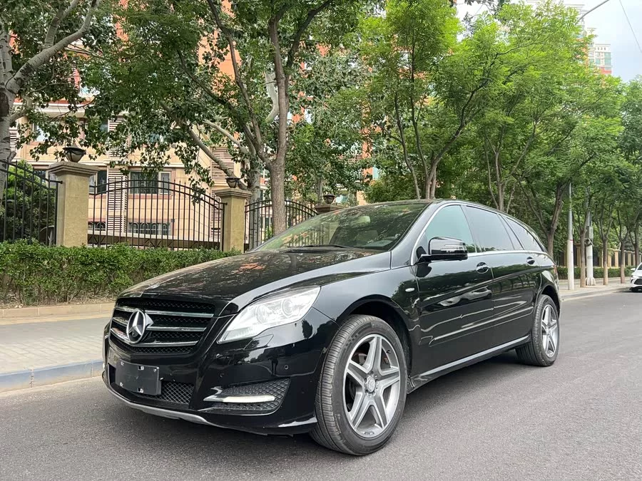 Mercedes Benz R-rated