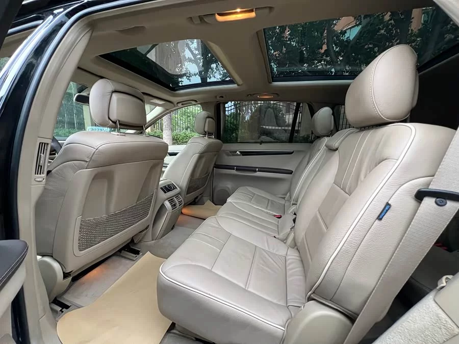Mercedes Benz R-rated