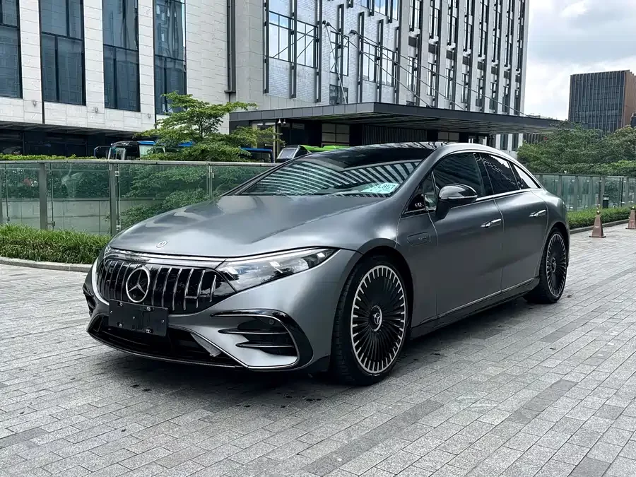 Mercedes Benz EQS AMG