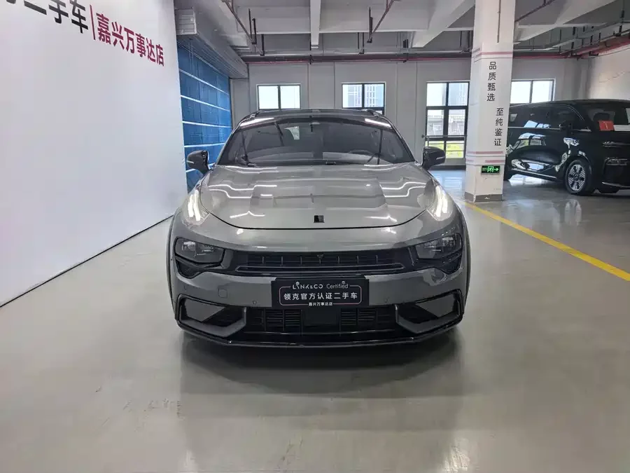 Lynk & Co 02 Hatchback