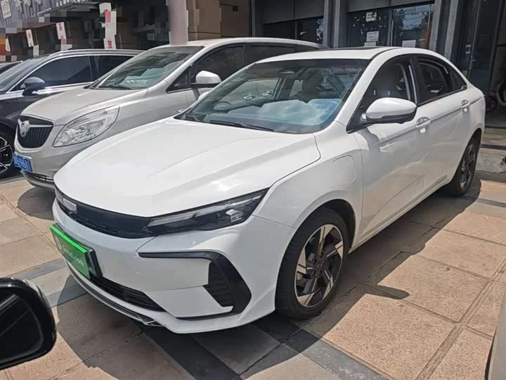 Geely Emgrand L HiP