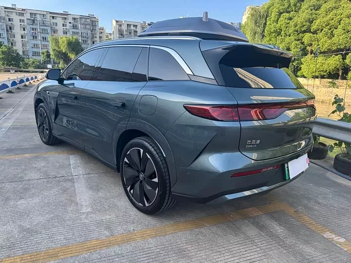 BYD Tang L