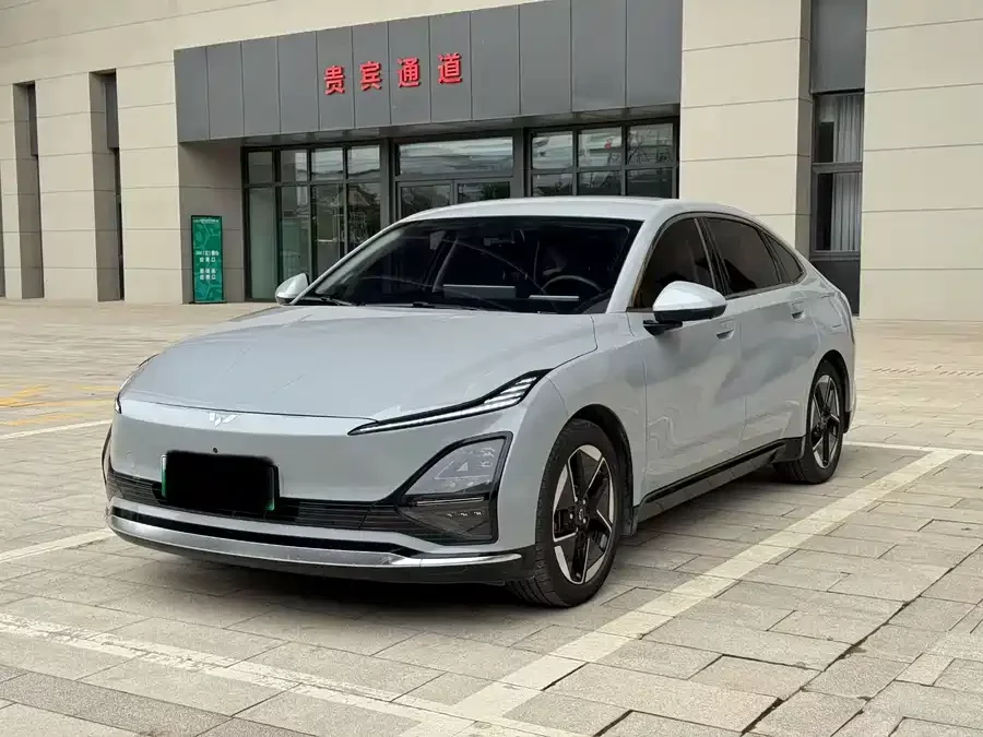 Wuling Starlight