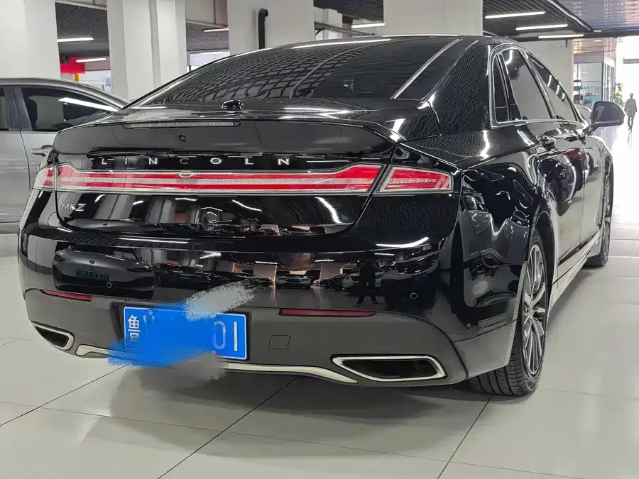 Lincoln MKZ