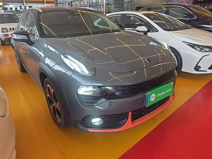 Lynk & Co 02
