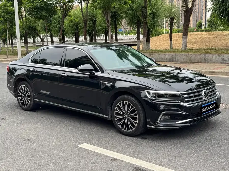 Volkswagen Phaeton / Phideon