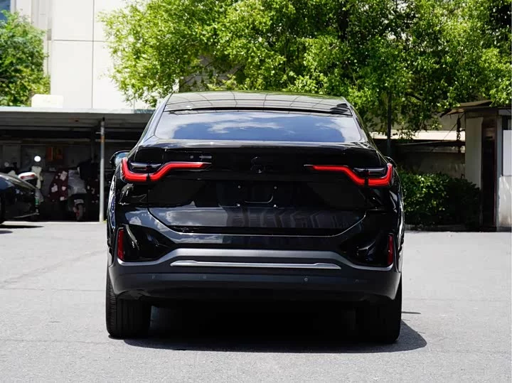 NIO EC6