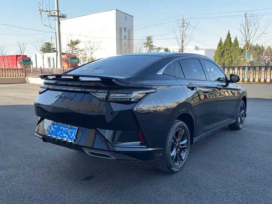 Dongfeng Yixuan