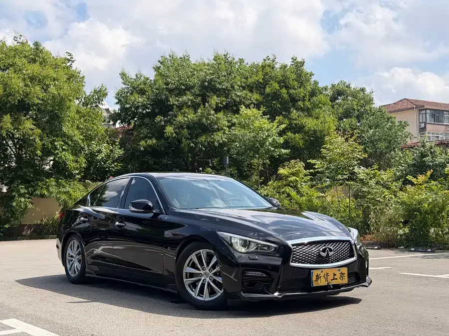 Infiniti Q50