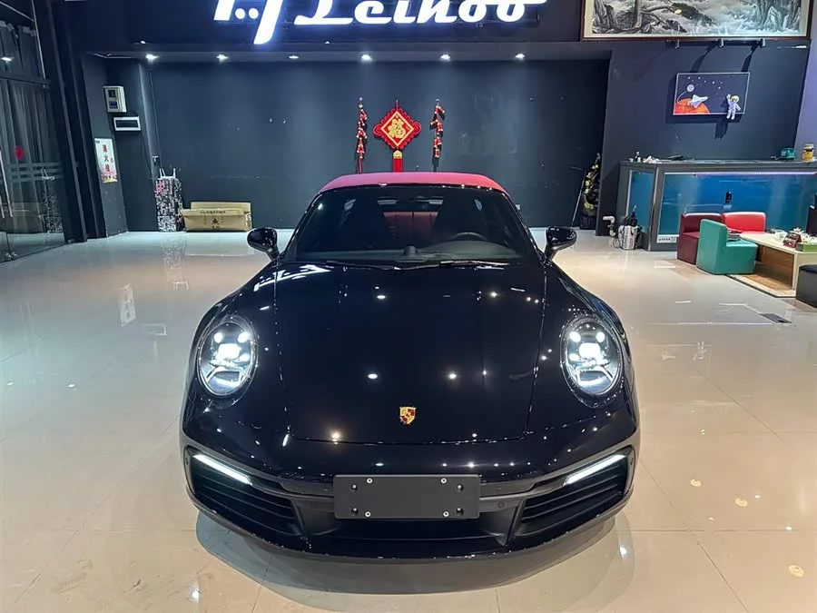 Porsche 911