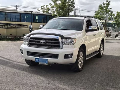 Toyota Sequoia