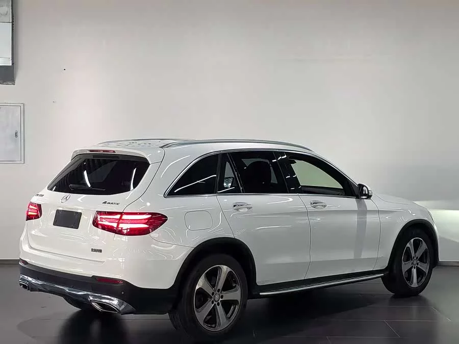 Mercedes Benz GLC