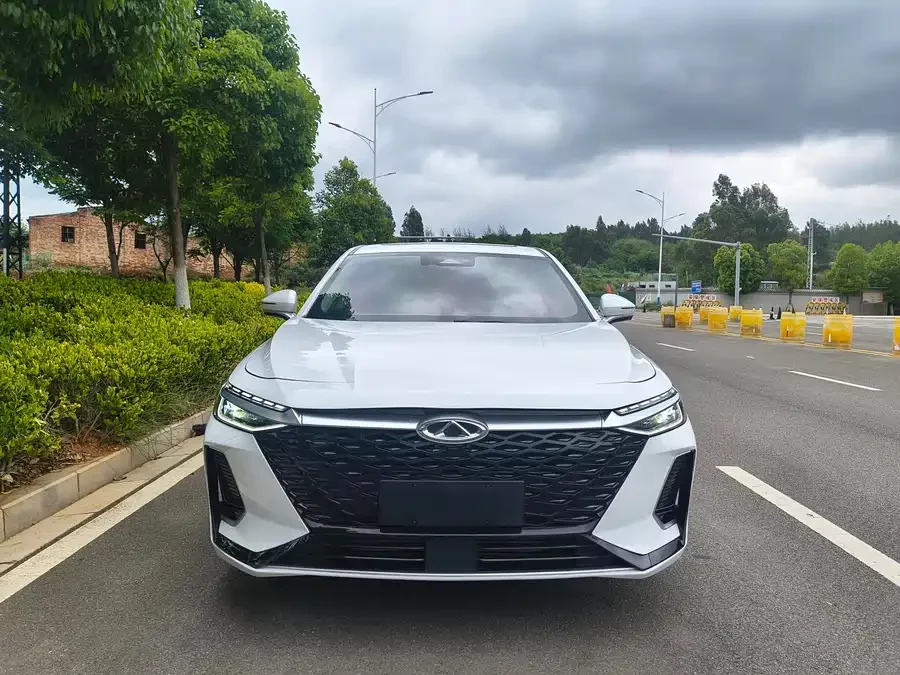 Chery Arrizo 8