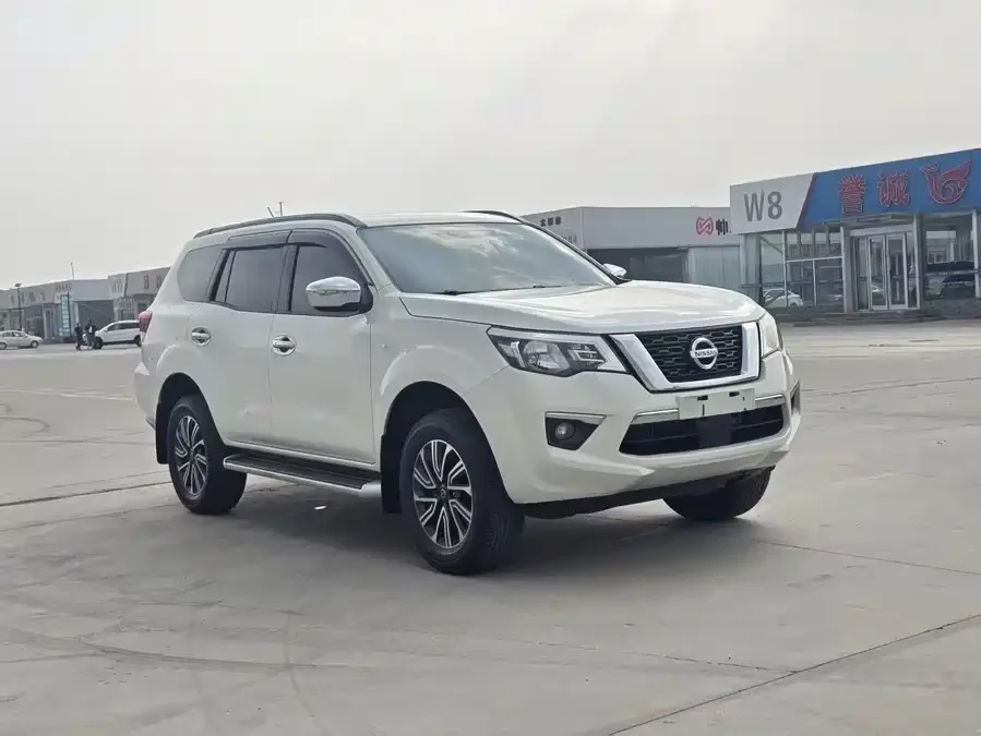 Nissan Terra