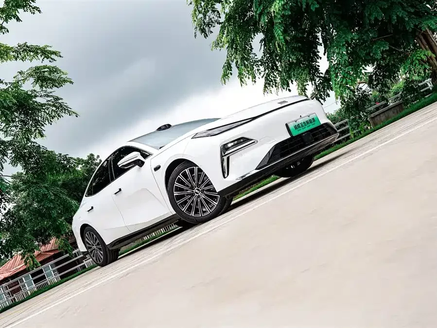 Geely Galaxy Star 8