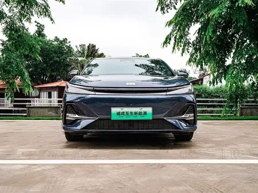 Geely Galaxy A7 EM