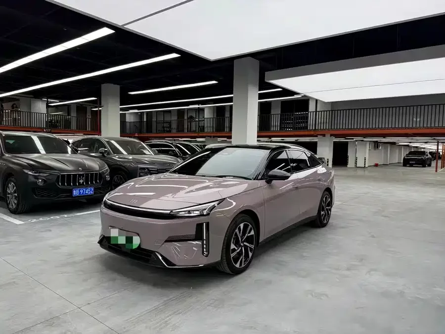 Geely Galaxy L6